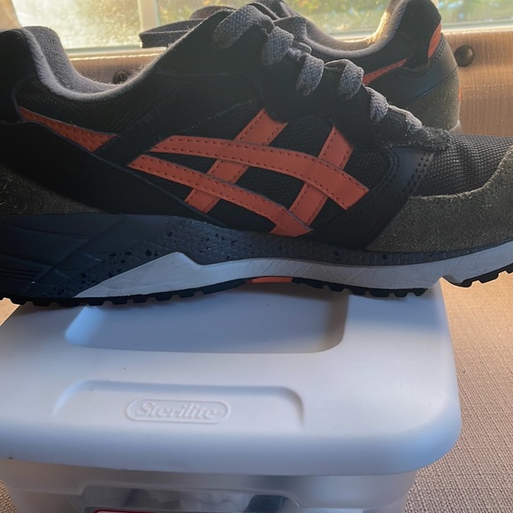 Men ASICS size9 - Picture 10 of 12